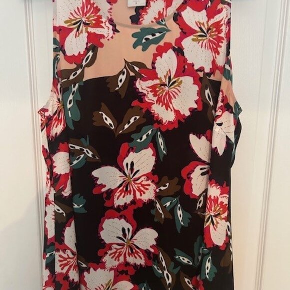 CAbi Hibiscus Blouse - Picture 3 of 3